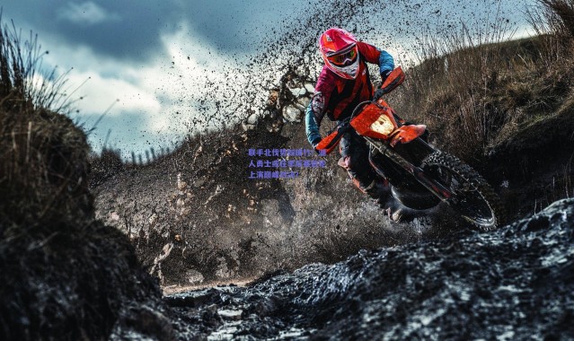 爱游戏正版体验：联手北伐势如破竹！湖人勇士或在季后赛首轮上演巅峰对决？